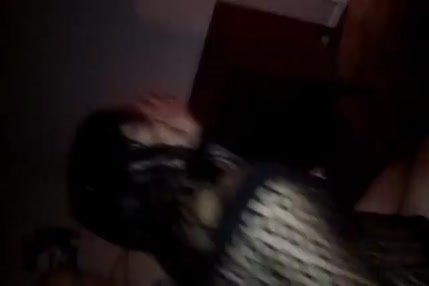La chatte de mme smith a été percée par lun de ses étudiants coquins, le jeune étalon qui a baisé son enseignante sexy